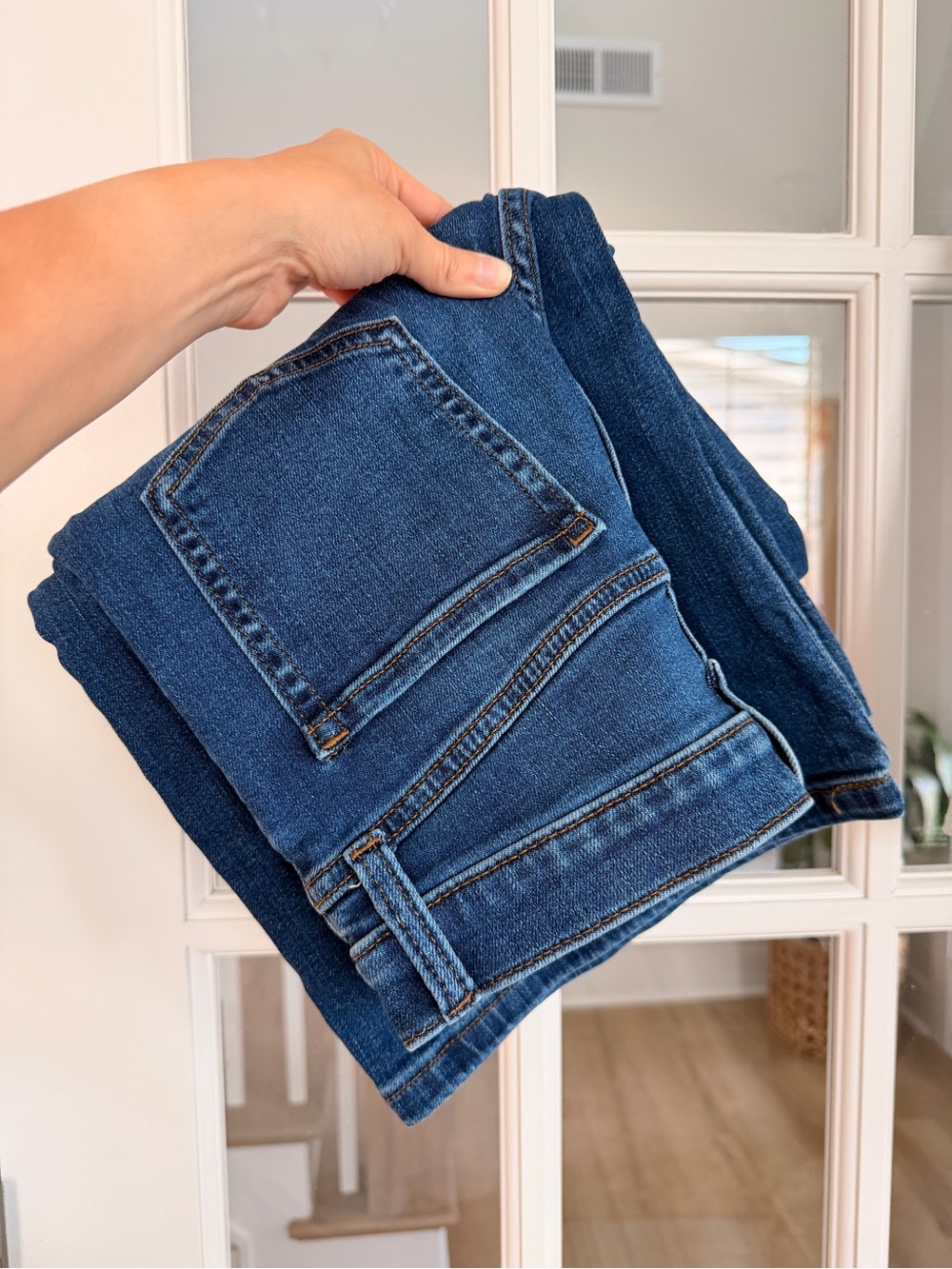 Banana Republic High-Rise Wide-Leg Jeans – Size 25/0